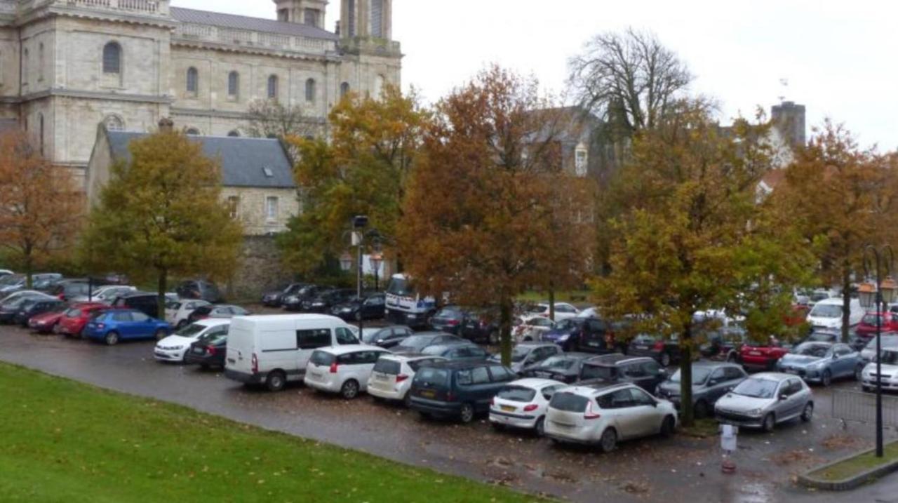 T3 En Vieille Ville 2Adult 2 Enfants Parking Gratuit - By La Source D'Orfee Boulogne-sur-Mer Bagian luar foto